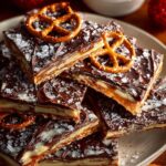 Christmas Saltine Candy Bars